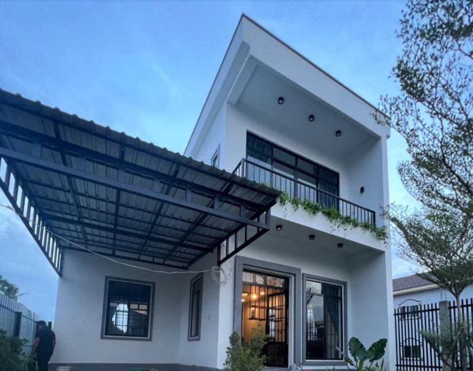 Hang Meas Boutique Hotel Kampot Exterior photo