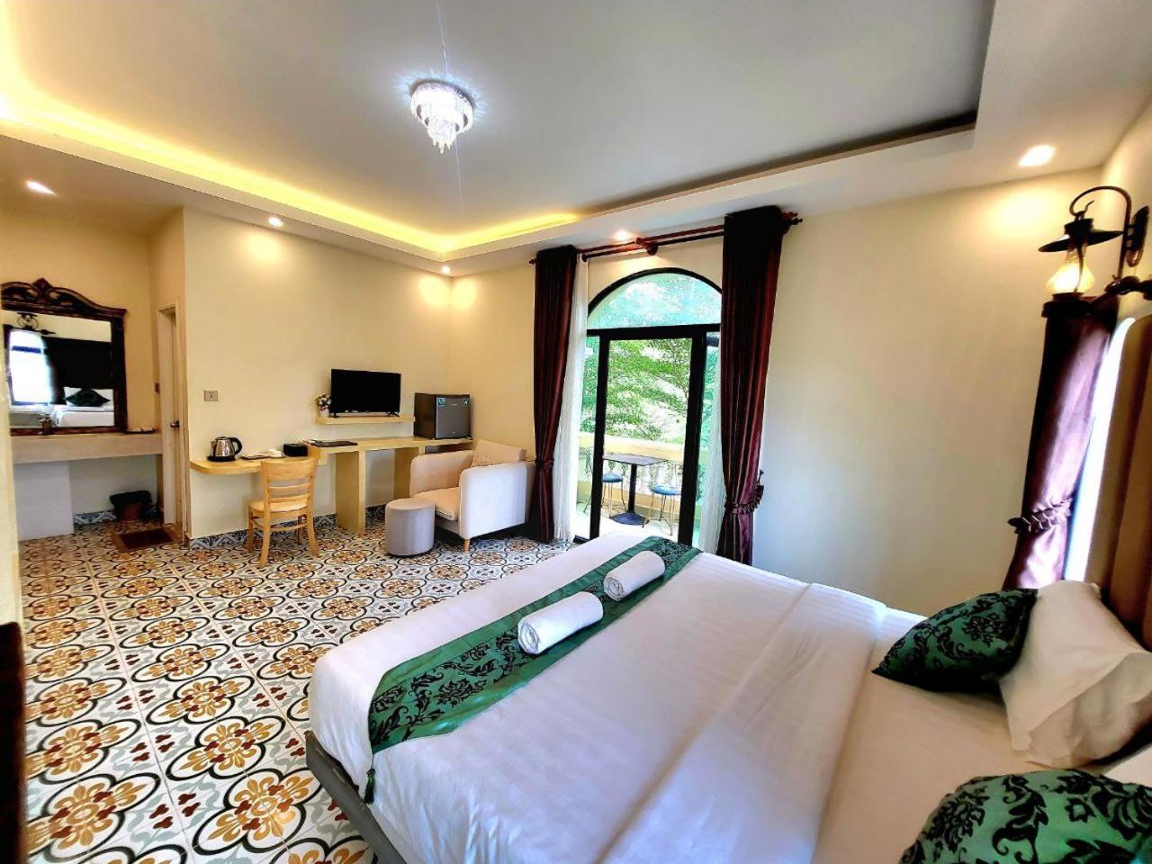 Hang Meas Boutique Hotel Kampot Exterior photo