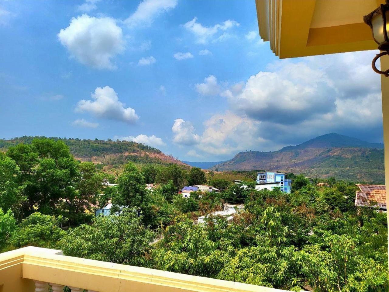 Hang Meas Boutique Hotel Kampot Exterior photo